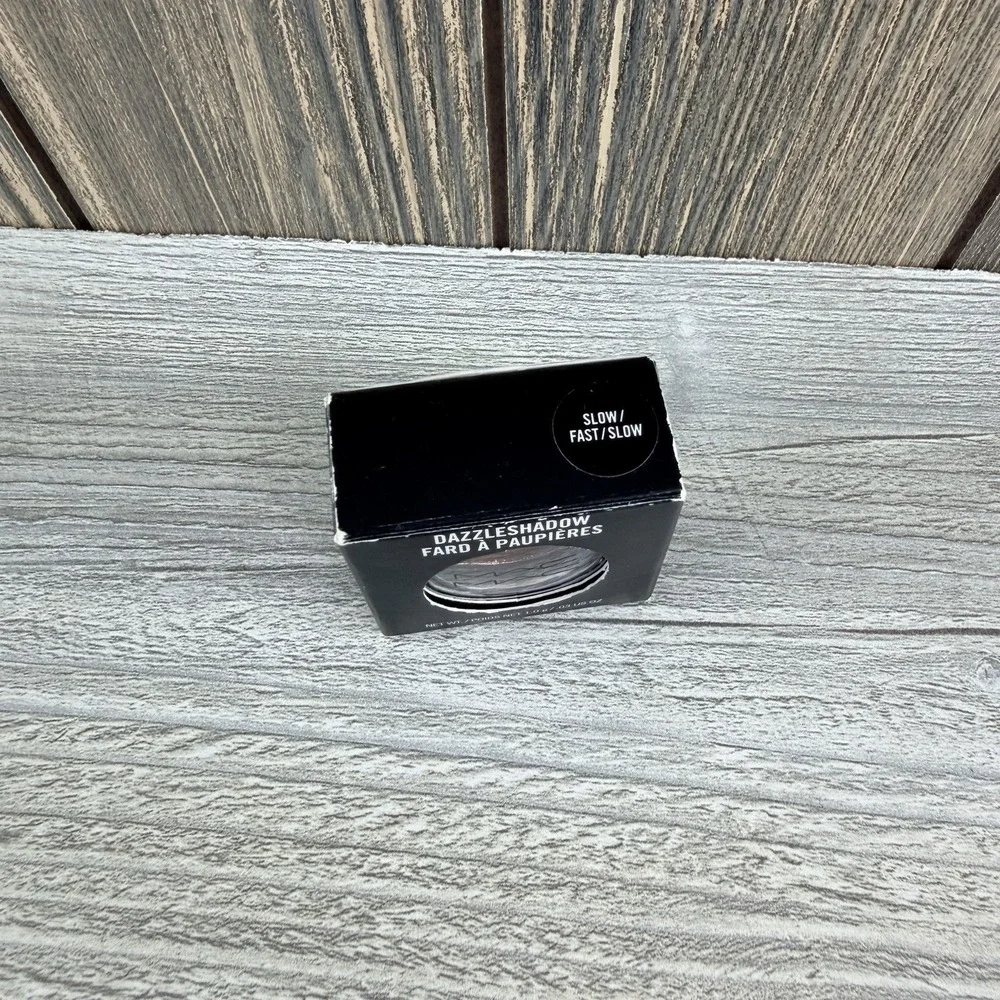 MAC Slow/Fast/Slow Dazzleshadow New in Box